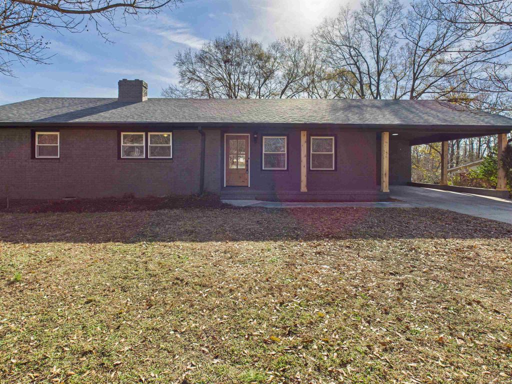 1 Richbourg Ct Court, Greenville, SC 29615