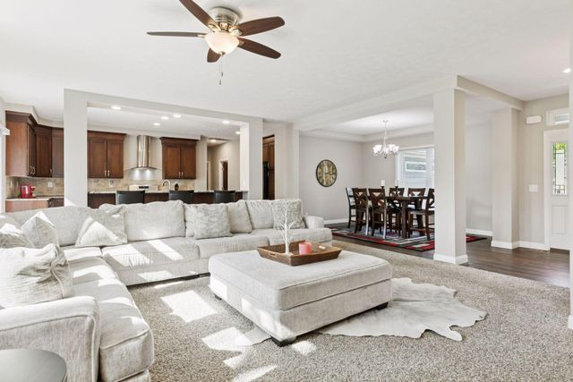 21212 Old Lake George Boulevard NW, Oak Grove, MN 55303