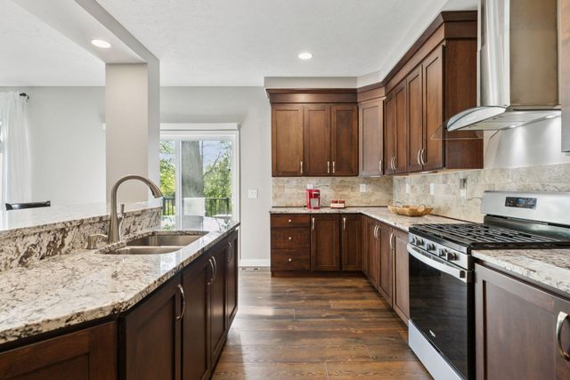21212 Old Lake George Boulevard NW, Oak Grove, MN 55303