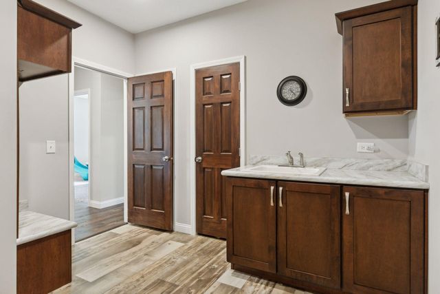 21212 Old Lake George Boulevard NW, Oak Grove, MN 55303