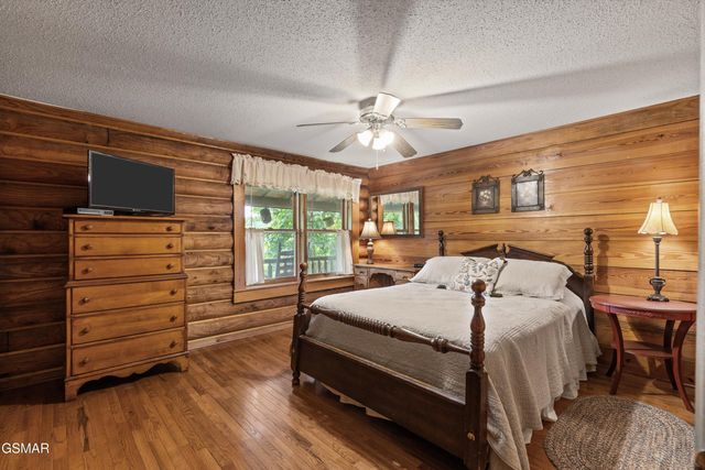 3114 Hatcher Top Road, Sevierville, TN 37862