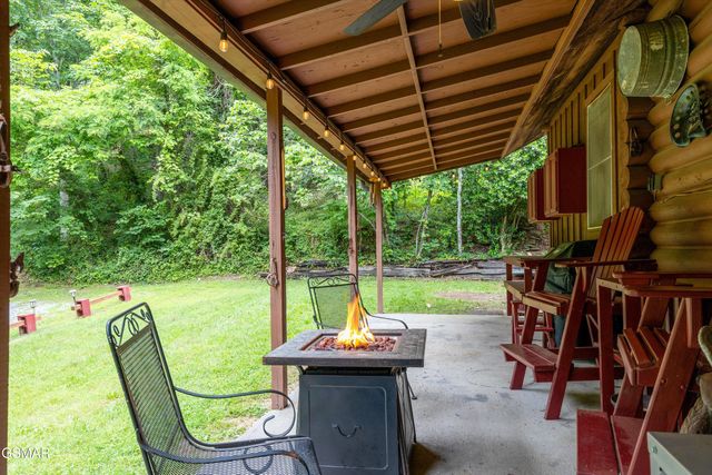 3114 Hatcher Top Road, Sevierville, TN 37862