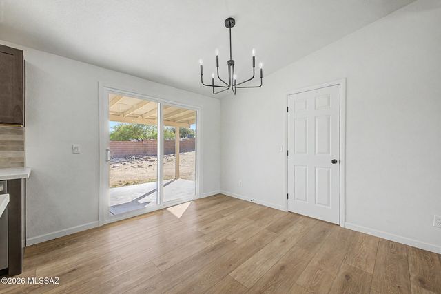 7921 N Paul Revere Place, Tucson, AZ 85741