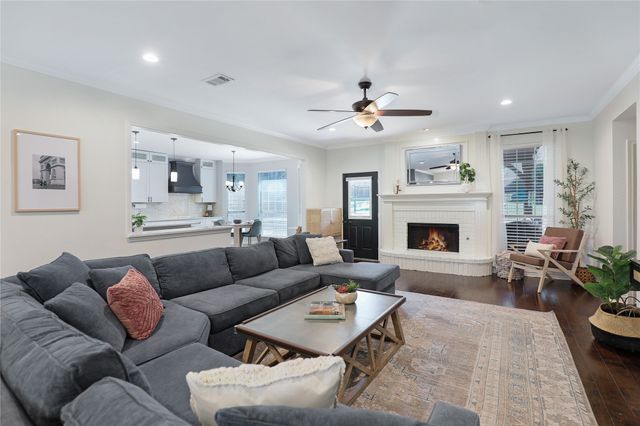 7518 Fitchburg Avenue, Garland, TX 75044