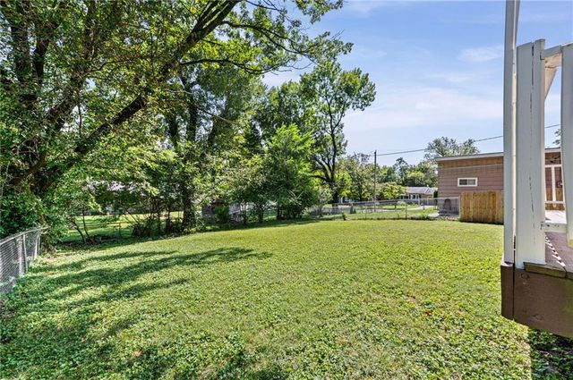 6141 CATALINA Street, Fairway, KS 66205