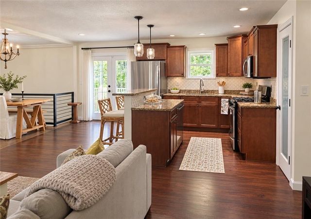 6141 CATALINA Street, Fairway, KS 66205