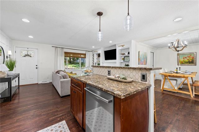 6141 CATALINA Street, Fairway, KS 66205