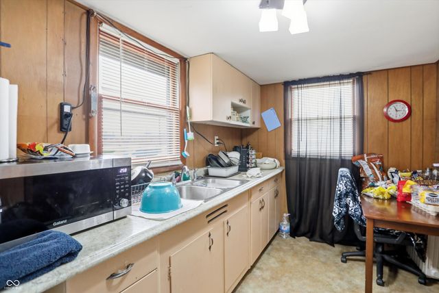 190 E Washington Street, Morgantown, IN 46160