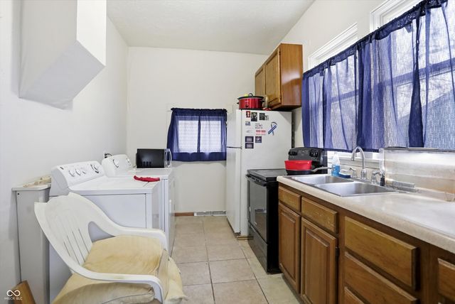 190 E Washington Street, Morgantown, IN 46160