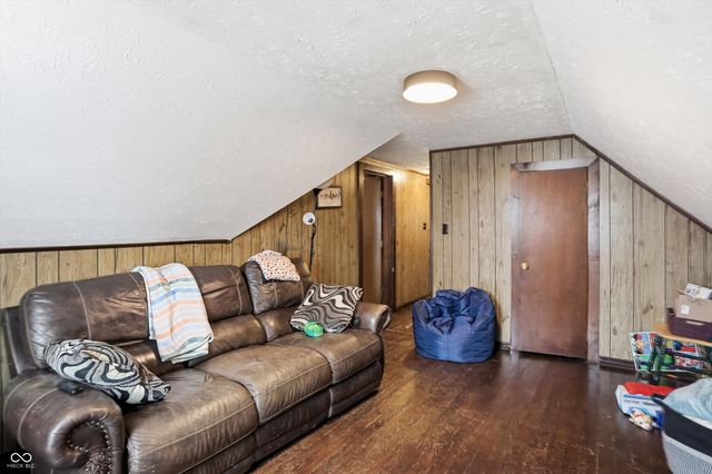 190 E Washington Street, Morgantown, IN 46160