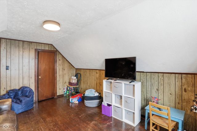 190 E Washington Street, Morgantown, IN 46160