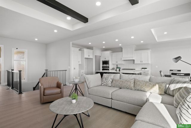 10705 S 219th Avenue, Gretna, NE 68028