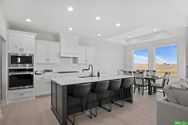 10705 S 219th Avenue, Gretna, NE 68028