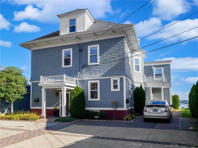 22 Hudson Place 2, Cranston, RI 02905