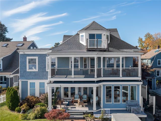 22 Hudson Place 2, Cranston, RI 02905