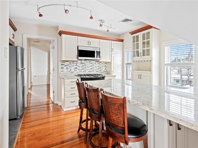 22 Hudson Place 2, Cranston, RI 02905