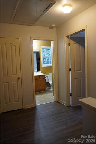 2740 Meadow Knoll Drive, Charlotte, NC 28269