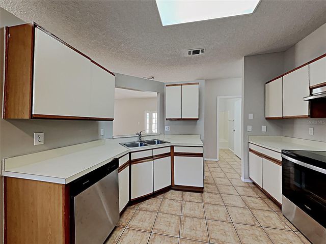 305 CELLO CIRCLE, Winter Springs, FL 32708