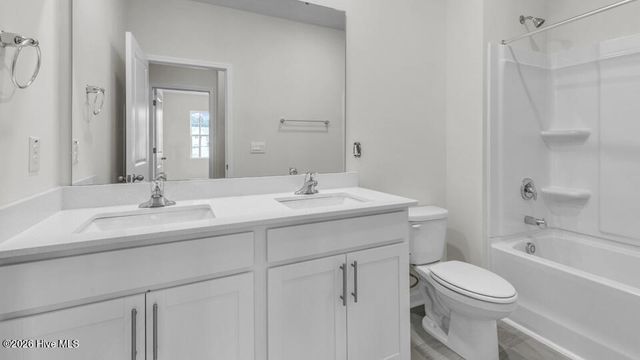 1102 Shoreline Drive, Vass, NC 28394