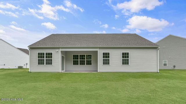 1102 Shoreline Drive, Vass, NC 28394