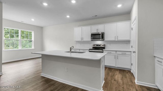 1102 Shoreline Drive, Vass, NC 28394