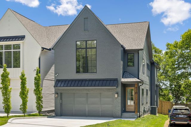 832B Neartop Dr, Nashville, TN 37205