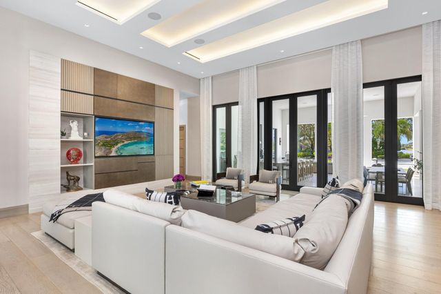 16191 Quiet Vista Circle, Delray Beach, FL 33446