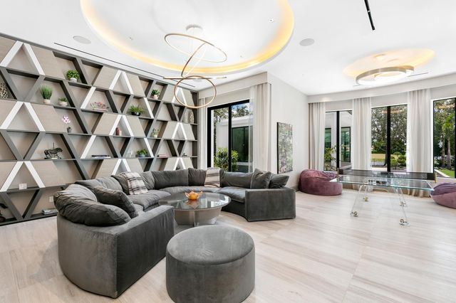 16191 Quiet Vista Circle, Delray Beach, FL 33446