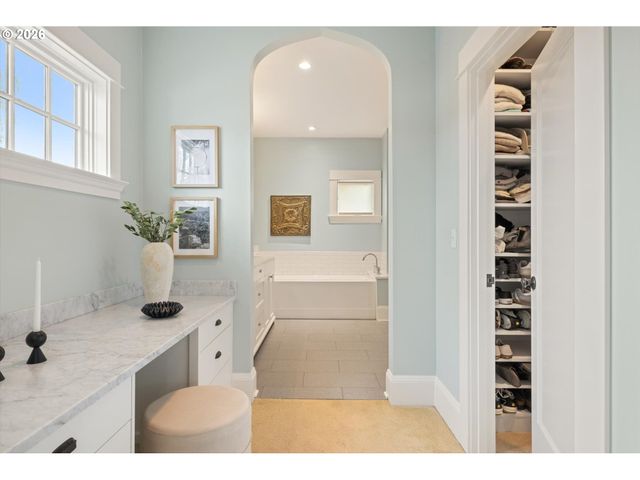 3431 Ne ALAMEDA St, Portland, OR 97212