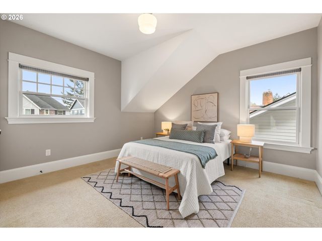 3431 Ne ALAMEDA St, Portland, OR 97212