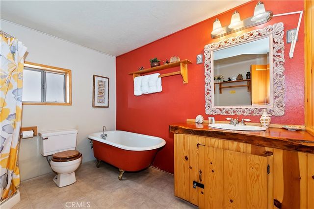 1118 Clubview Avenue, Big Bear Lake, CA 92315