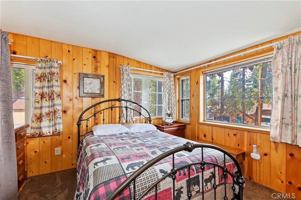 Image 8 of property listing at 1118 Clubview Avenue, Big Bear Lake, CA 92315