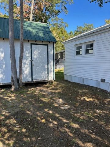 512 Canterbury Drive, Exeter, NH 03833