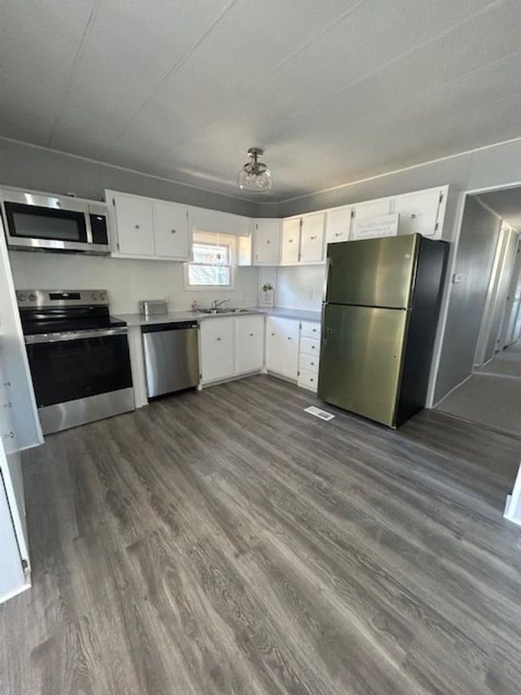 512 Canterbury Drive, Exeter, NH 03833