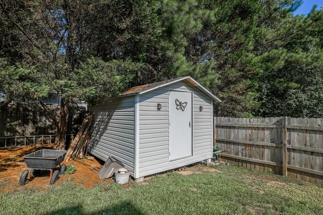 1815 Alcovy River Drive, Dacula, GA 30019