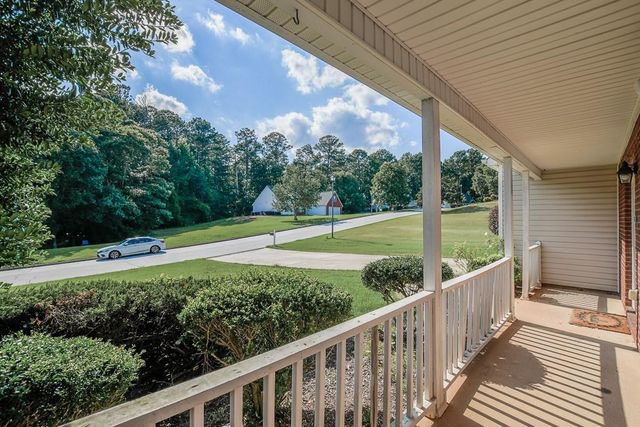 1815 Alcovy River Drive, Dacula, GA 30019