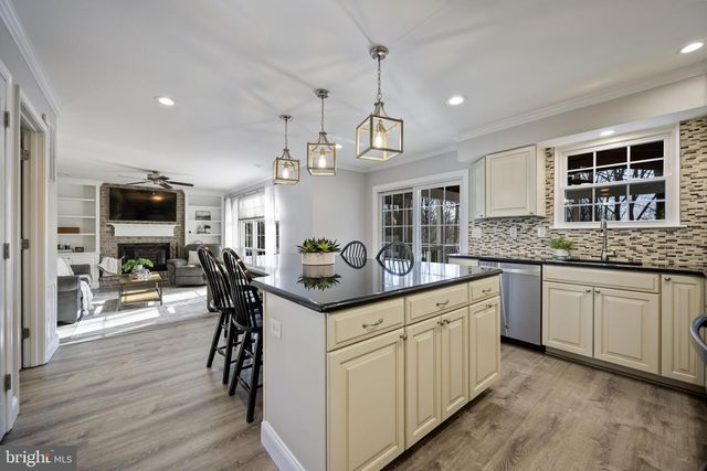 732 WHITE OAKS AVE, Baltimore, MD 21228