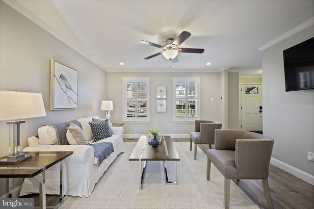 732 WHITE OAKS AVE, Baltimore, MD 21228