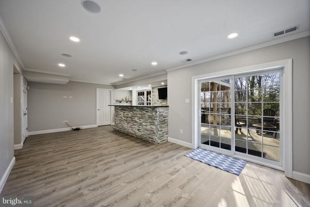 732 WHITE OAKS AVE, Baltimore, MD 21228