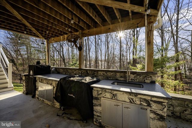 732 WHITE OAKS AVE, Baltimore, MD 21228