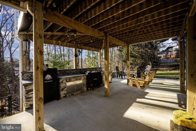 732 WHITE OAKS AVE, Baltimore, MD 21228