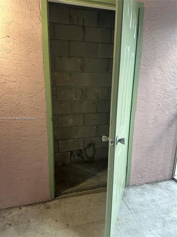 6790 W Sample Rd 6790, Coral Springs, FL 33067