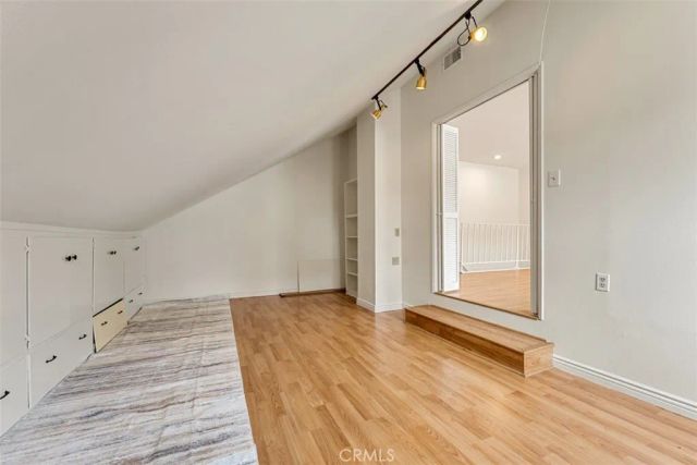 3102 S Pacific, Santa Ana, CA 92704