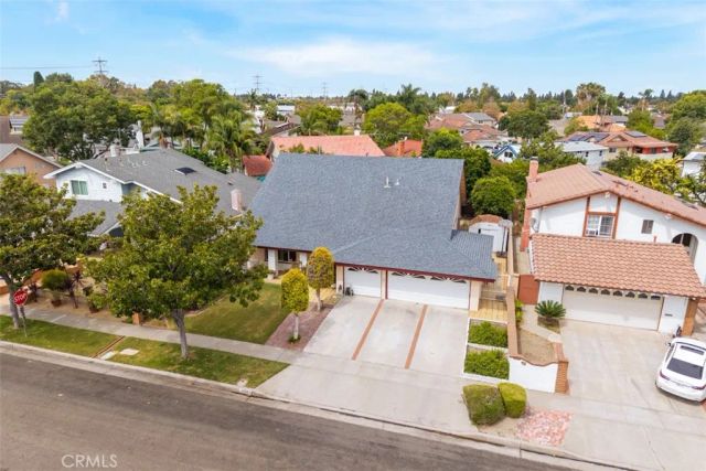 3102 S Pacific, Santa Ana, CA 92704