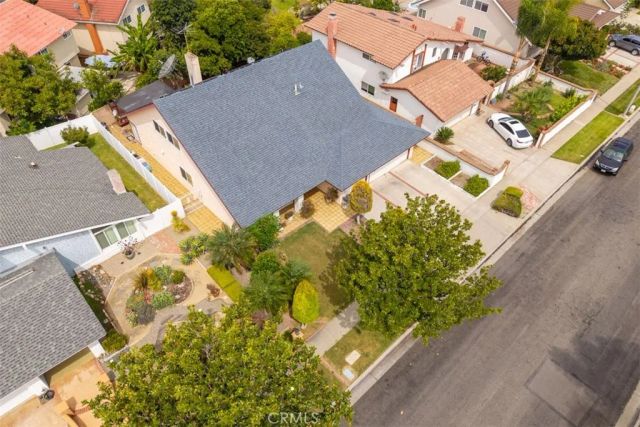 3102 S Pacific, Santa Ana, CA 92704