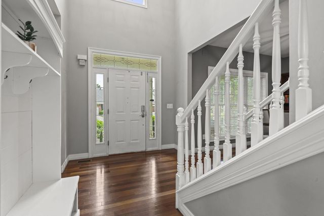 6152 Maxton Place, Worthington, OH 43085