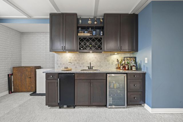 6152 Maxton Place, Worthington, OH 43085