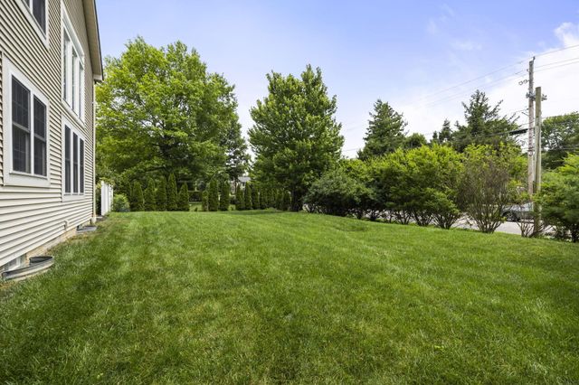 6152 Maxton Place, Worthington, OH 43085