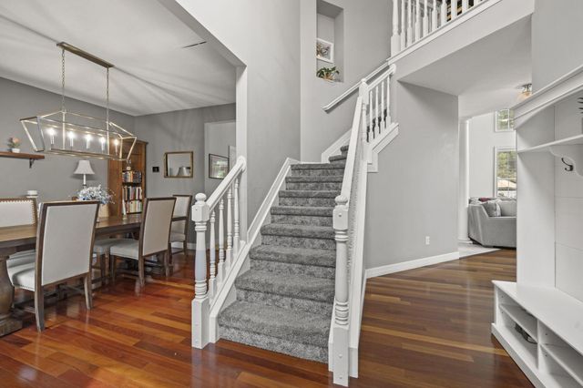 6152 Maxton Place, Worthington, OH 43085