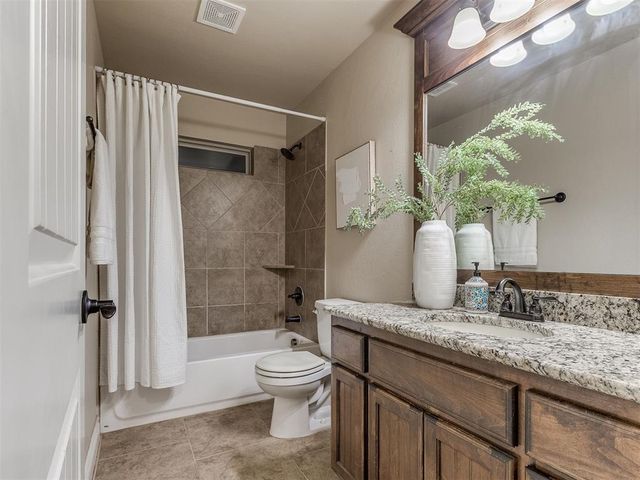 15509 Colonia Bella Drive, Oklahoma City, OK 73013